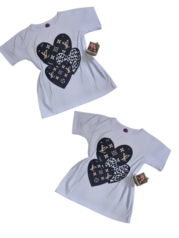 Blusa Camiseta T-Shirt Manga Curta Inspiração Marca Branca - Imagem 5